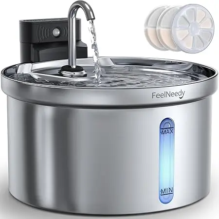 Kabelloser FEELNEEDY Trinkbrunnen aus Edelstahl mit Akku im Vergleich für nachhaltige Trinkbrunnen.