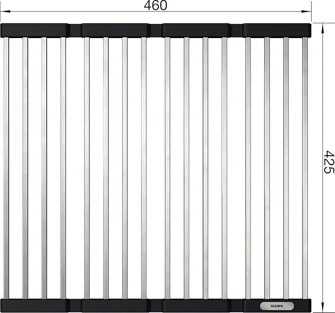 nachhaltige Abtropfgestelle im Vergleich: Die faltbare BLANCO Edelstahl-Klappmatte über einem Spülbecken.