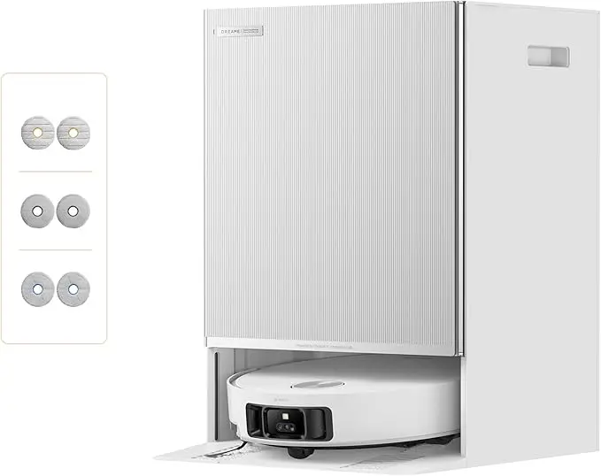 nachhaltige Saugroboter im Vergleich: Der weiße dreame Matrix10 Ultra mit PowerDock und 8cm Kletterfunktion.