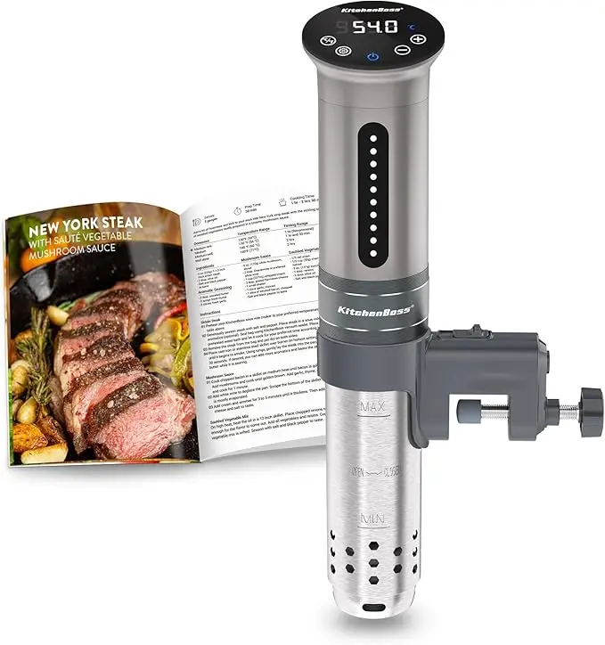 nachhaltige Sous Vide Sticks im Vergleich: Der KitchenBoss G310S mit spezieller Fixierklemme und Edelstahl-Propeller.