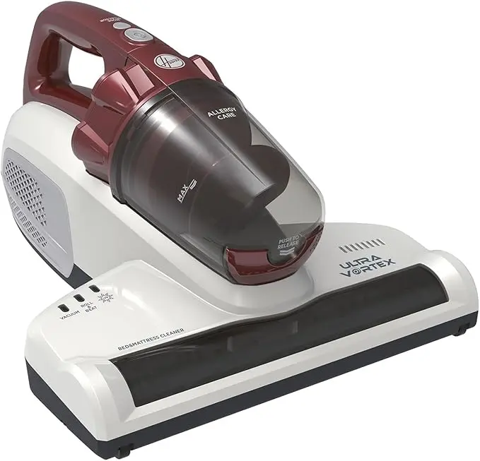 Der Hoover Ultra Vortex als nachhaltiger Matratzensauger im Einsatz für ein hygienisches Schlafzimmer.
