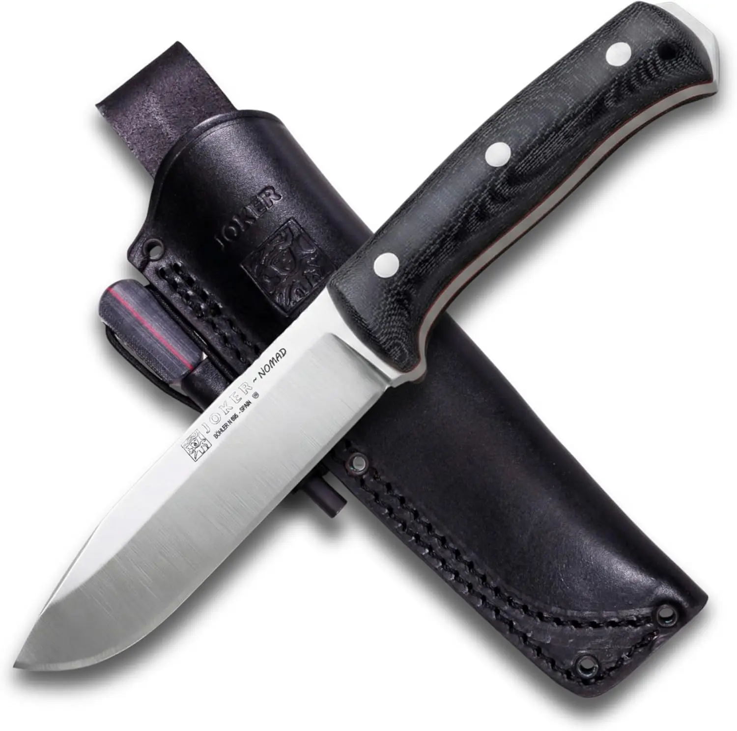Ein detaillierter Check zeigt, wie das Joker Nomad als nachhaltige Bushcraft-Messer Option durch den Böhler N695 Stahl und das Full-Tang-Design überzeugt.