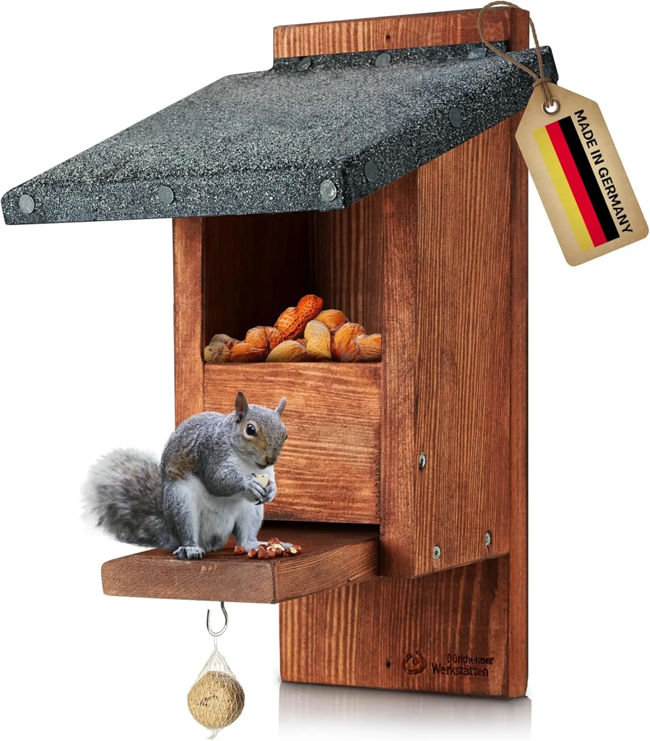 Ein fachlicher Vergleich zeigt, wie nachhaltige Eichhörnchen Futterstationen von Cato TRADING durch soziale Handarbeit und massives 20 mm Holz überzeugen.