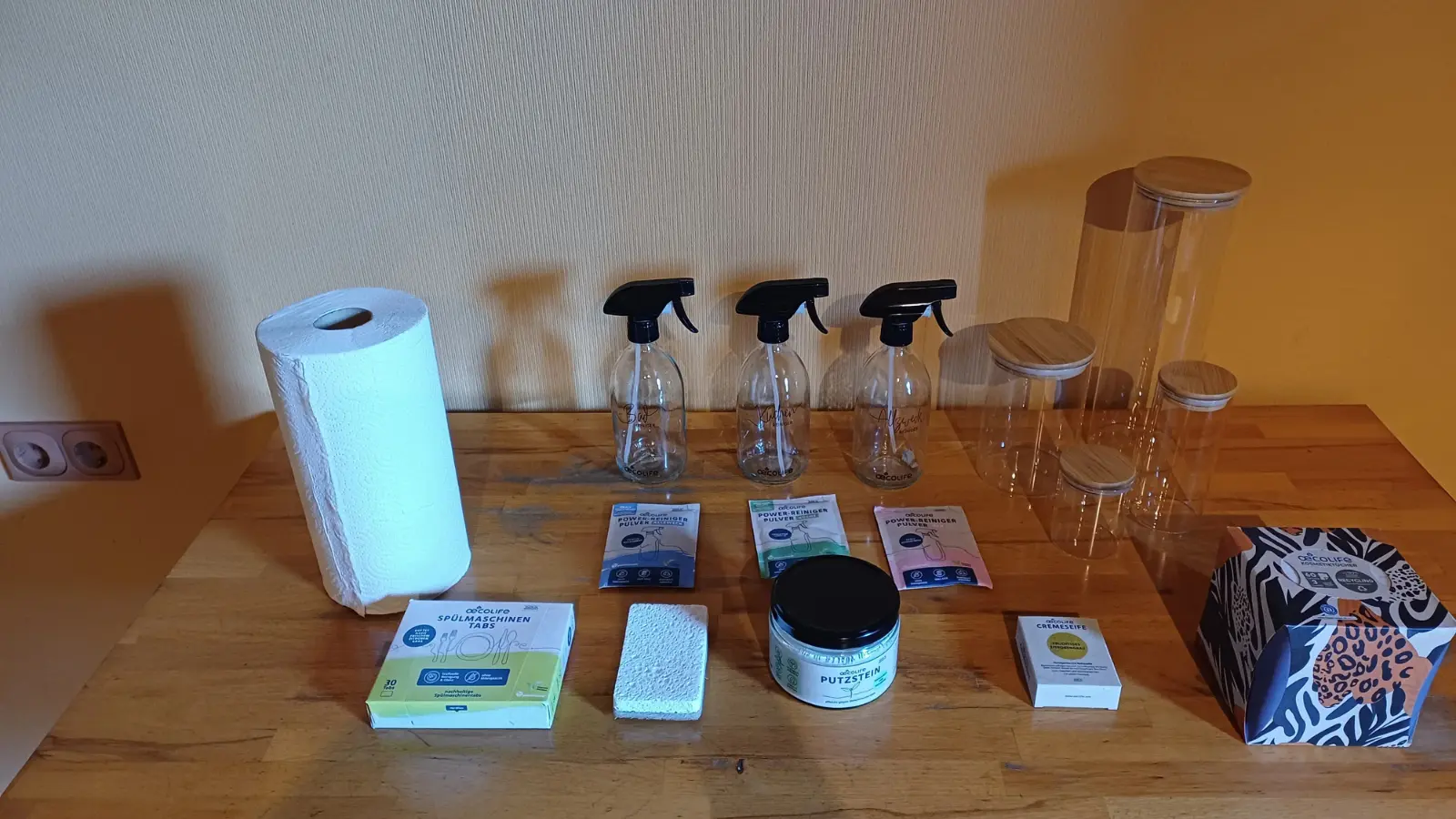 „Unsere oecoLife Erfahrungen dokumentieren die umfangreiche Auswahl an plastikfreien Produkten für Haushalt und Hygiene auf einen Blick.“