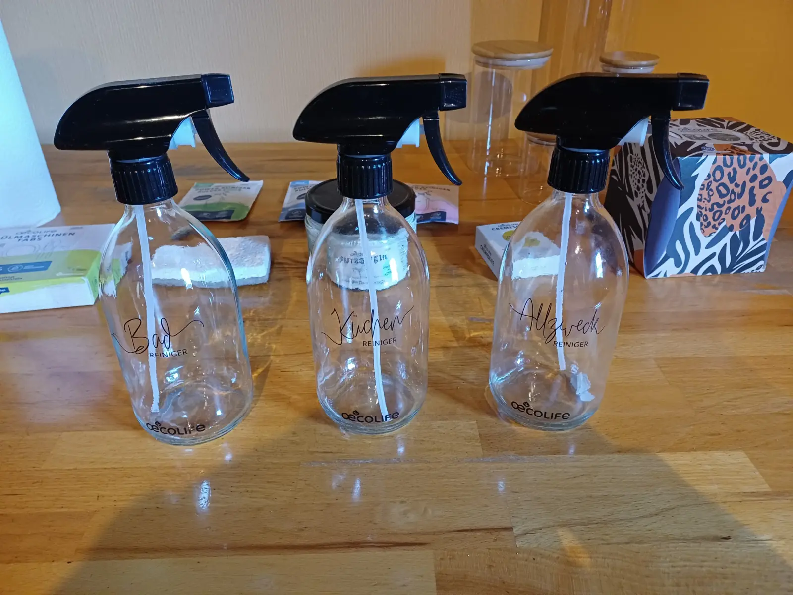 Nachhaltige oecoLife Erfahrungen mit dem Reinigungspulver-System zum Selbstanmischen in langlebigen Glasflaschen aus Deutschland 2.