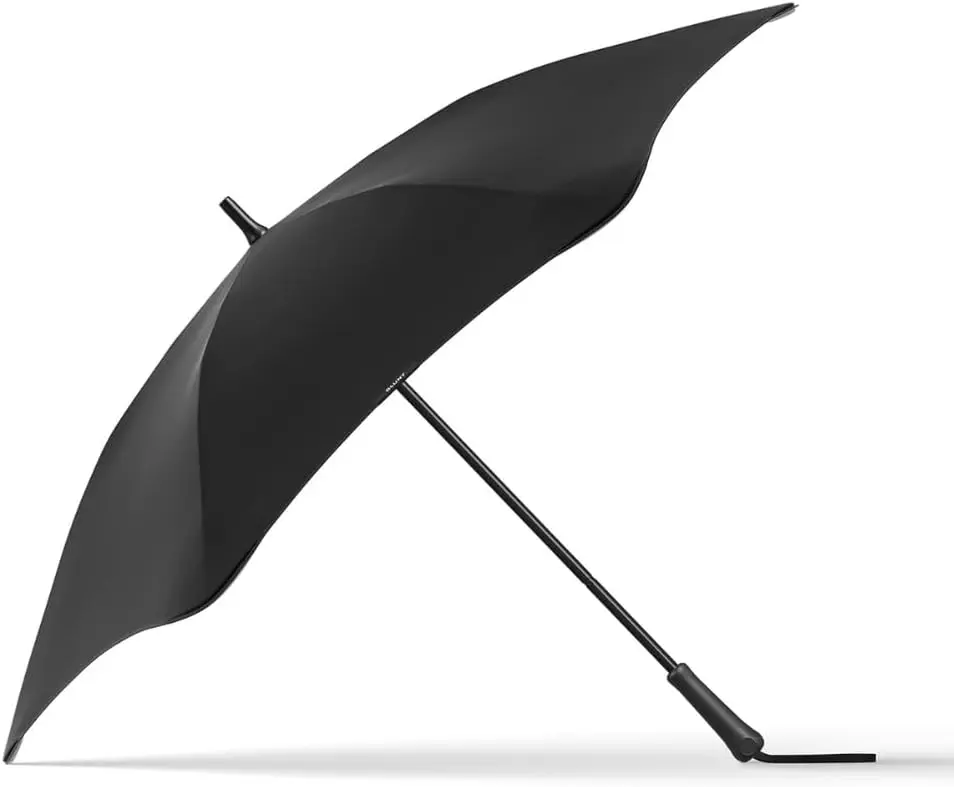 Ein fachlicher Vergleich zeigt den BLUNT Classic als nachhaltige Regenschirme mit hoher Windresistenz und patentierter Technik.
