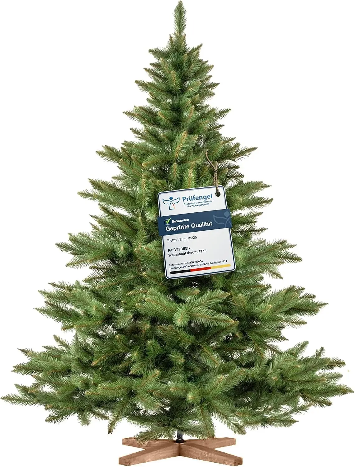 Ein fachlicher Vergleich zeigt die FairyTrees Nordmanntanne als nachhaltige künstliche Weihnachtsbäume Lösung für handgefertigte Qualität aus der EU.
